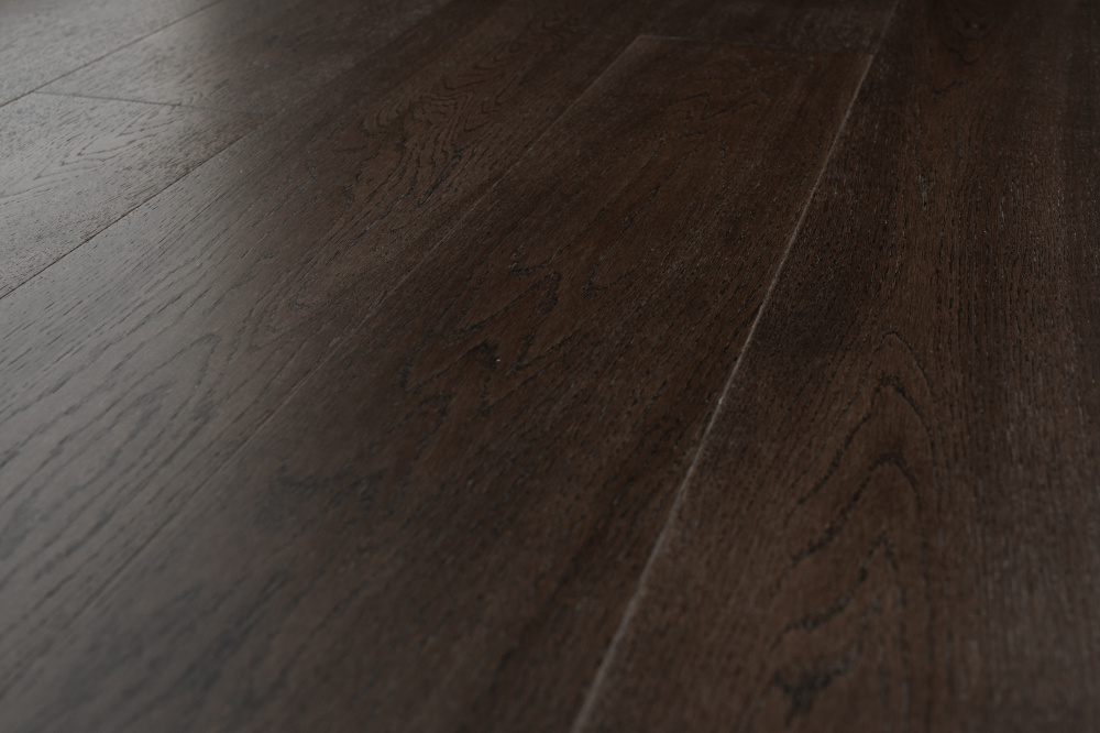 Паркетная доска AmberWood Классика Дуб Махагон Кантри браш, лак 1860х189х14 мм (2,812 м2/упак)