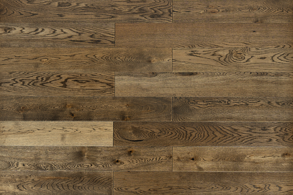 Паркетная доска AmberWood Классика Дуб Коттедж Кантри браш, масло 1860х189х14 мм (2,812 м2/упак)