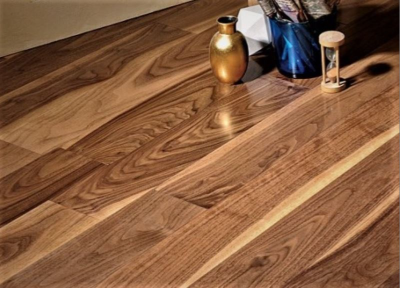 Массивная доска Komodoor Американский орех сорт А,В Select 15х127х410-1520 мм, лак UV