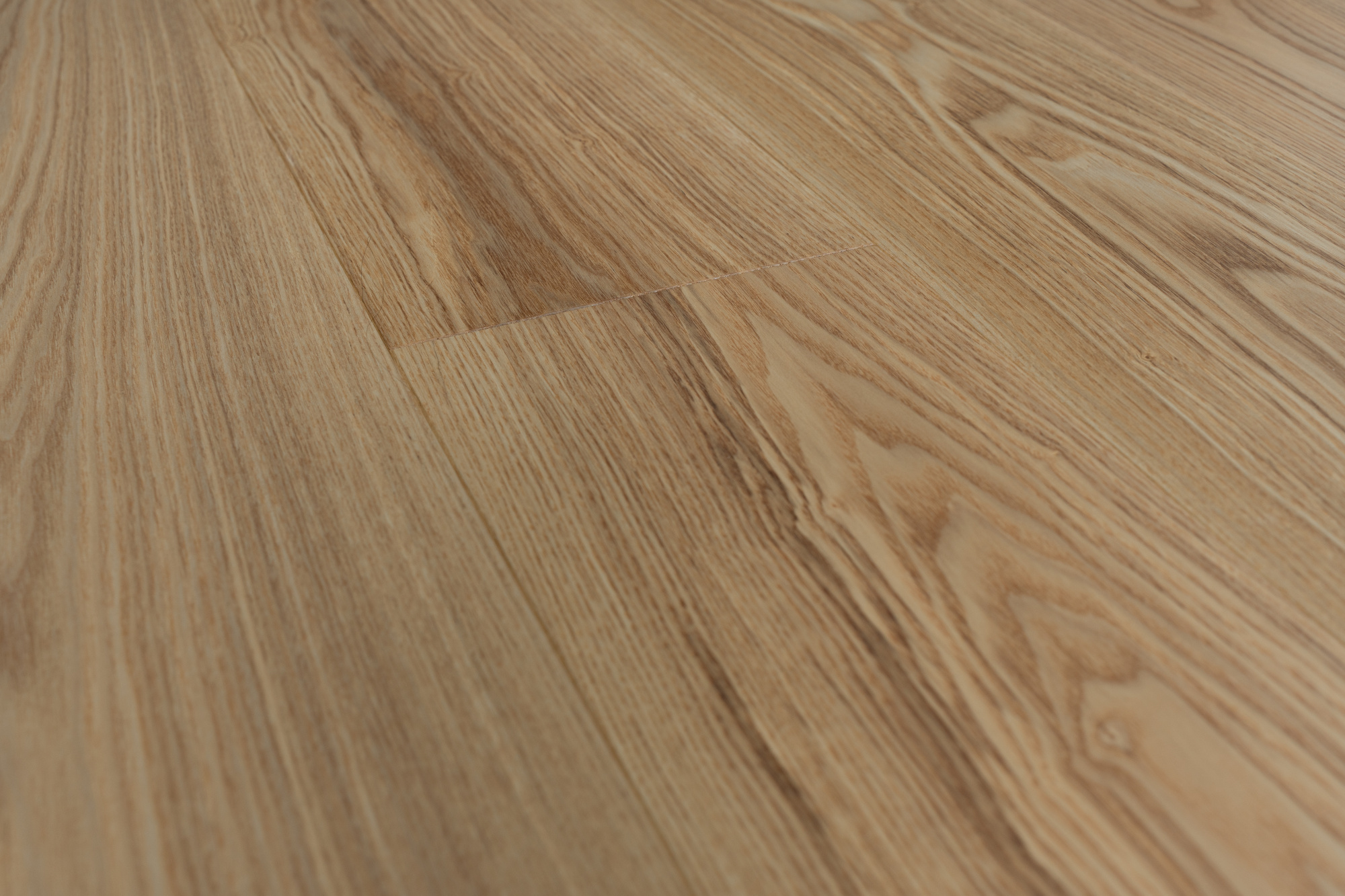 Паркетная доска AmberWood Классика Ясень Карамель Натур лак 1860х189х14 мм (2,812 м2/упак)