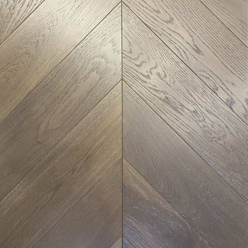 Инженерная доска  Французская елка Дуб Прайм Decor-7 лак 785х125х14\3 мм (1,57 м2\упак)