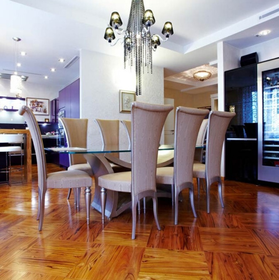 Штучный паркет Komodoor/Комодор Тик отборный плантационный сорт А,В 15х90х1000\1200 Select лак UV для английской елки