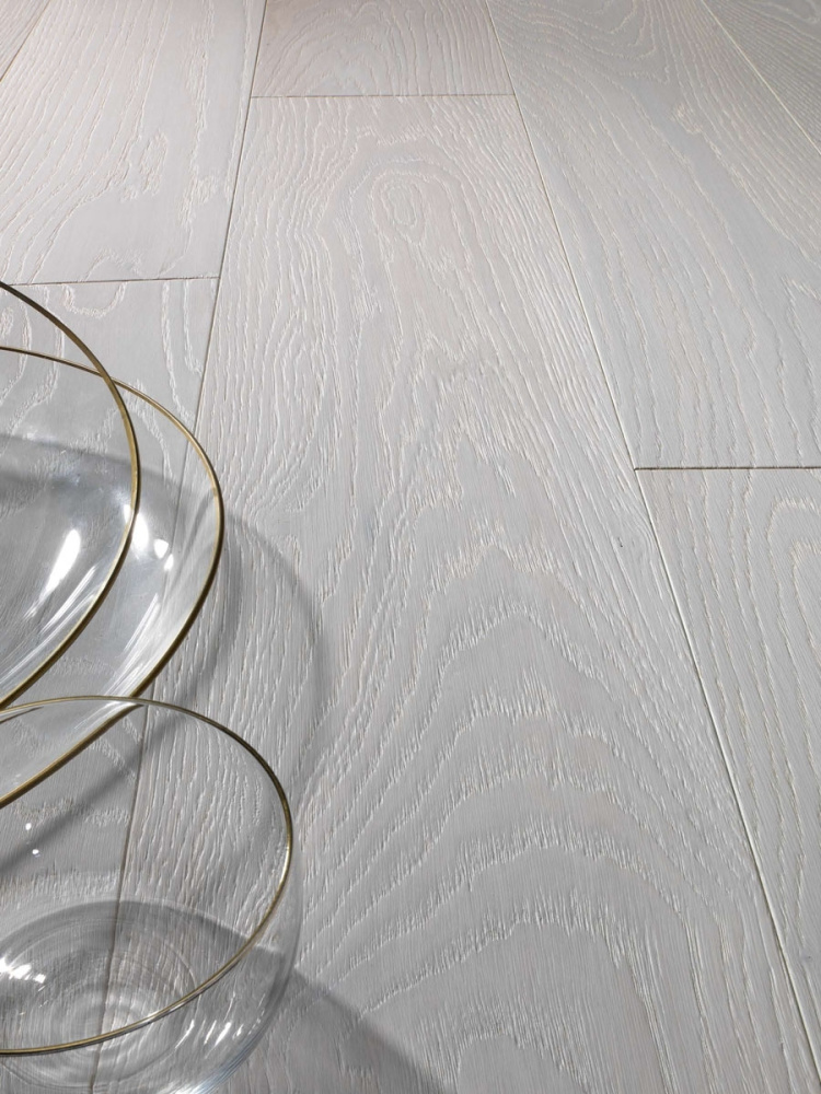 Инженерная доска Bassano Parquet/Бассано Паркет Коллекция Sbiancati/Выбеленная Дуб 30TVSB браш, лак 2350х192х15/3,6 мм (Италия)