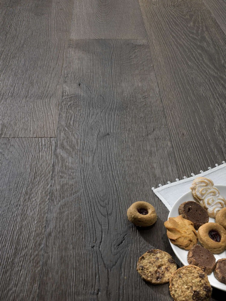 Инженерная доска Bassano Parquet Коллекция Cakes Дуб Brown Cakes браш, лак 2350х242х15/3,6 мм (Италия)