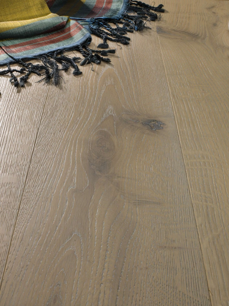 Инженерная доска Bassano Parquet Коллекция Sbiancati Дуб Chic Davos браш, лак 2350х192х15/3,6 мм (Италия)