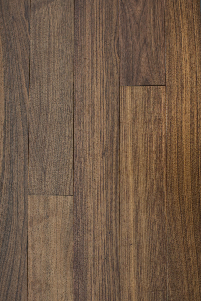 Инженерная доска Орех американский Селект лак 400-1200х125х12/2 мм (3,15 м2/упак)