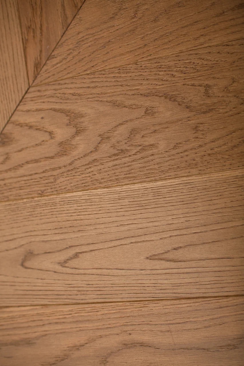 Инженерная доска Французская елка Дуб Прайм Honey лак 785х125х14/3 мм (1,57 м2/упак)