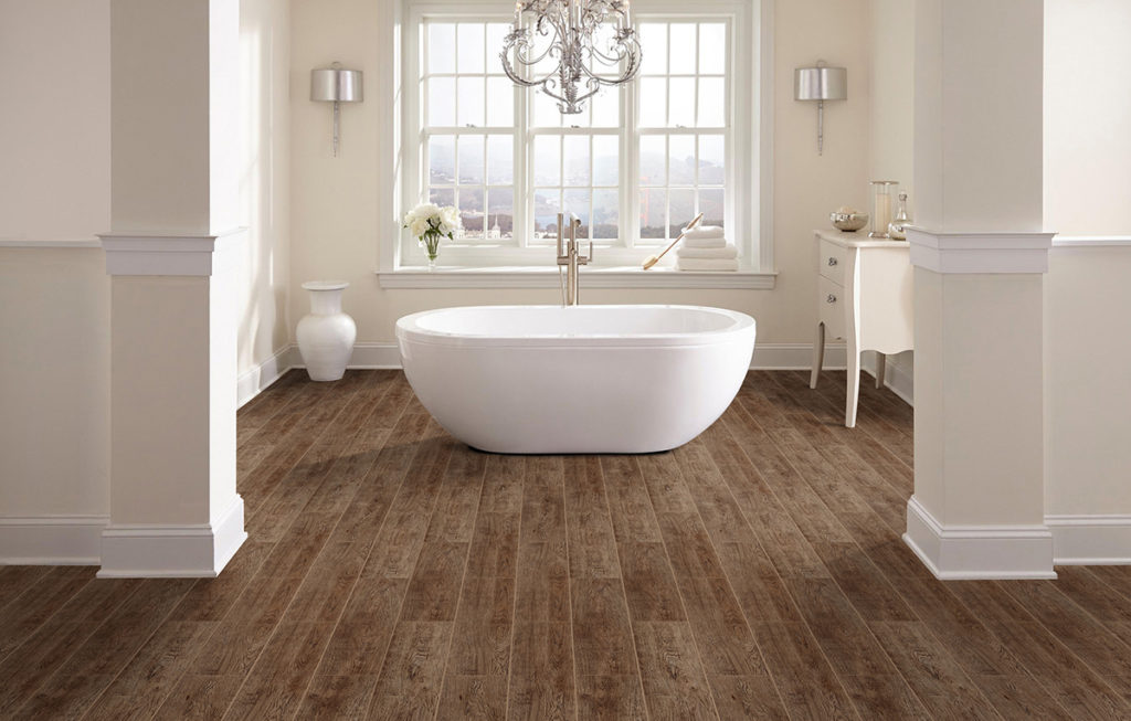 Паркет в ванной